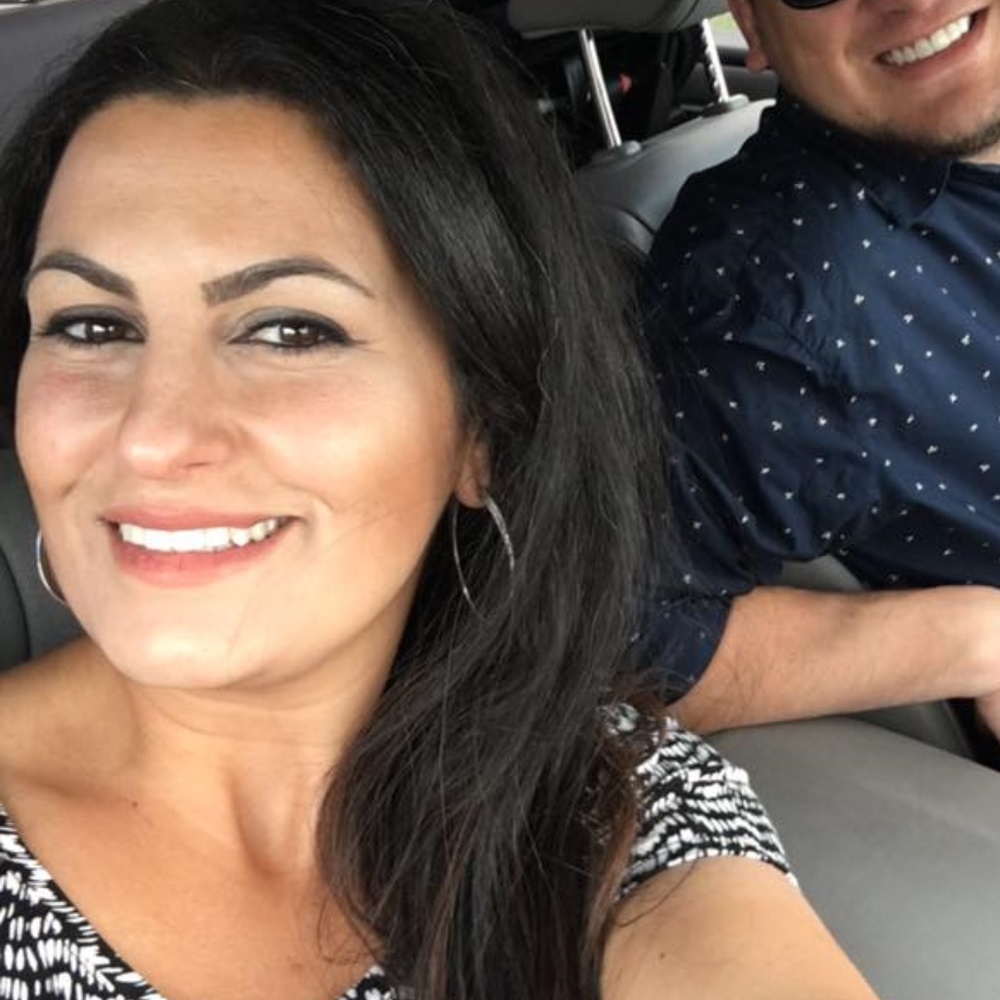 Meet your Posher, Danielle